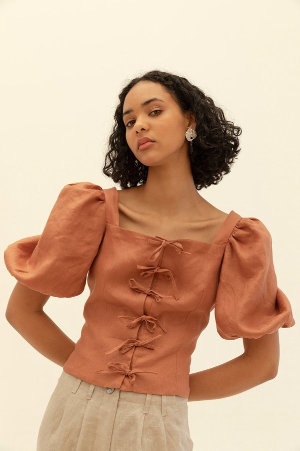Muse the Label Josie Blouse - Caramel Muse the Label Josie Blouse - Caramel