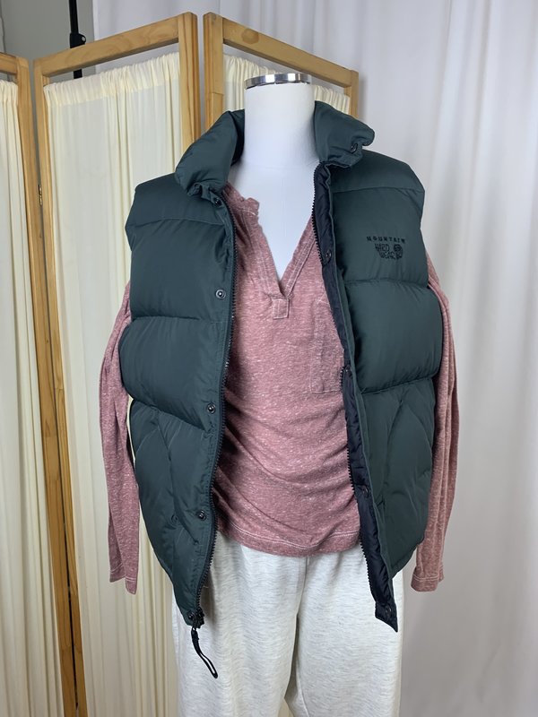 Mountain Hardwear Green Down Vest (S/M) Mountain Hardwear Green Down Vest (S/M)