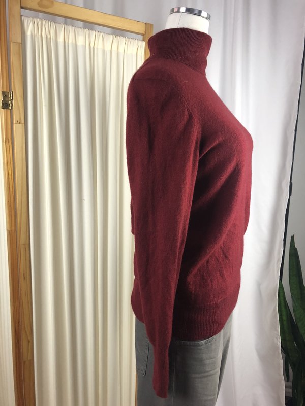 Vintage Cashmere Turtleneck - Red Vintage Cashmere Turtleneck - Red