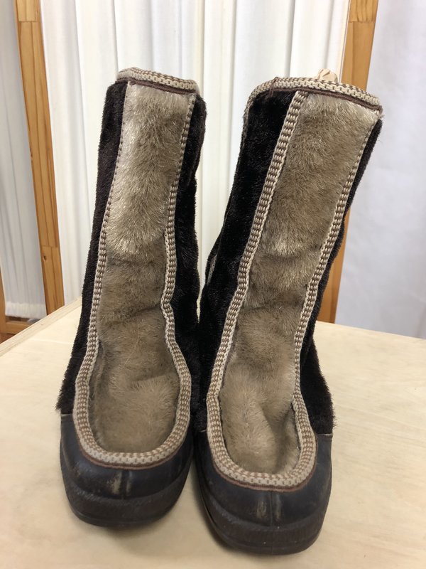 Vintage Snowland Boots - Brown/Tan Vintage Snowland Boots - Brown/Tan