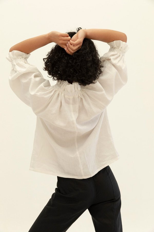 Muse the Label Celia Frill Blouse - White Muse the Label Celia Frill Blouse - White