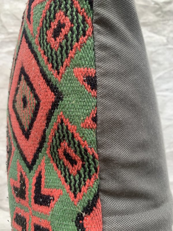 Cuttalossa & Co. Diamond Kilim Pillow 20 x 20'' - Coral/Green Cuttalossa & Co. Diamond Kilim Pillow 20 x 20'' - Coral/Green