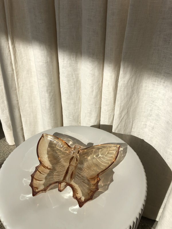 VINTAGE Ri-Ri-Ku BUTTERFLY DISH - TANGERINE VINTAGE Ri-Ri-Ku BUTTERFLY DISH - TANGERINE