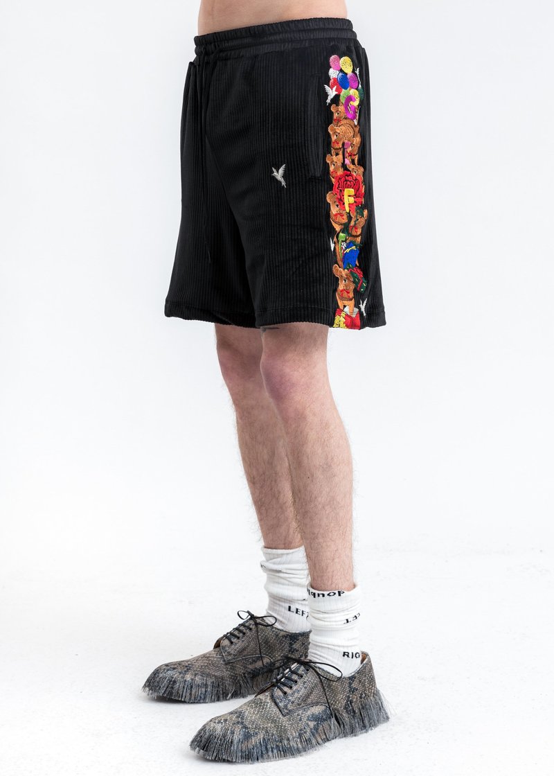 美品 doublet CHAOS EMBROIDERY COMFY SHORTS Doublet CHAOS EMBROIDERY COMFY SHORTS