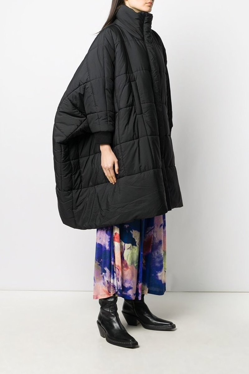 Henrik Vibskov The Duvet Coat - black | Garmentory