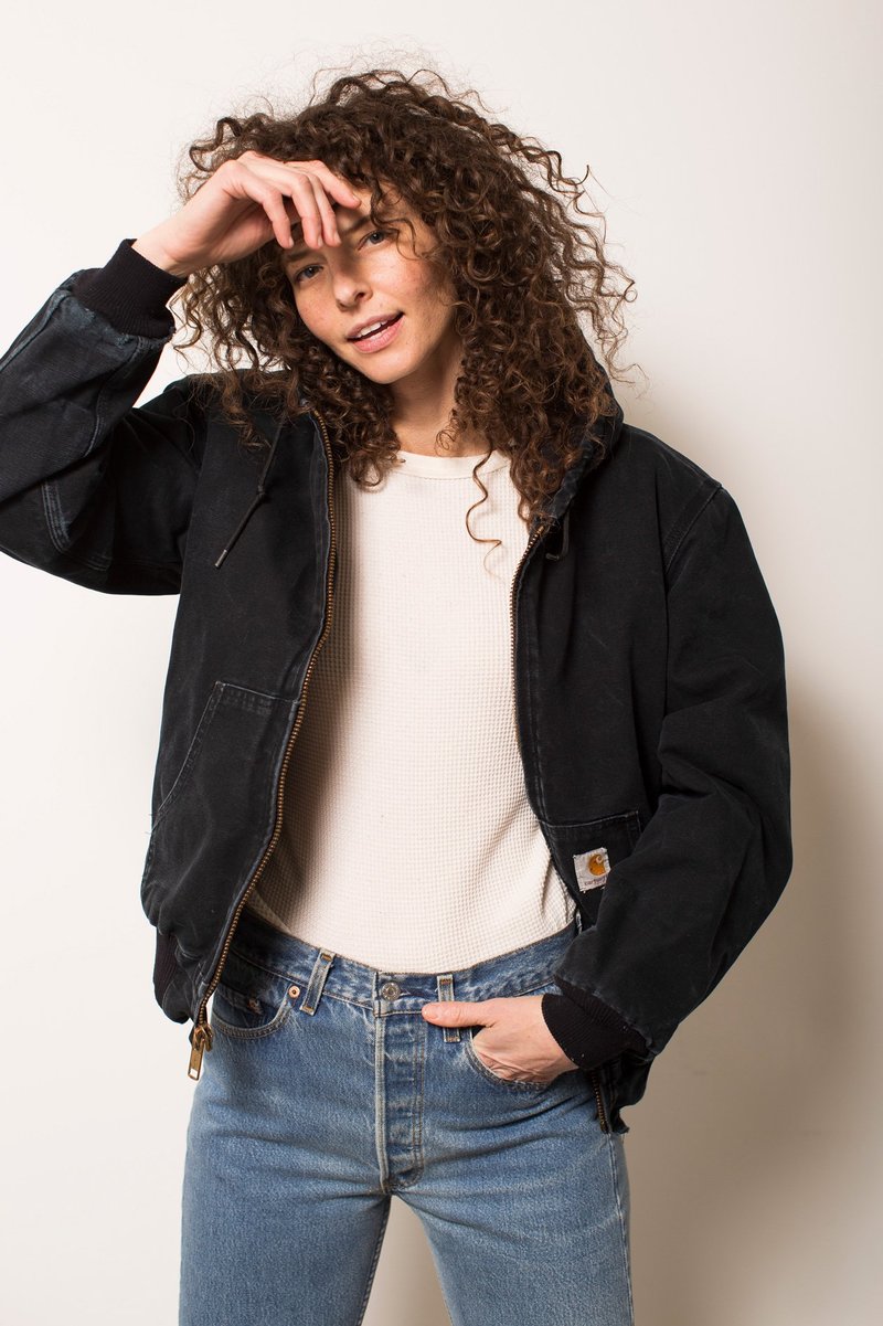 最終値下げ！カーハート型VINTAGE HEADSblack denimVEST 最終値下げ！カーハート型VINTAGE HEADSblack denimVEST - メルカリ