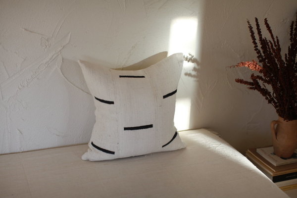 nomad collective Modern Mudcloth Pillow - cream nomad collective Modern Mudcloth Pillow - cream