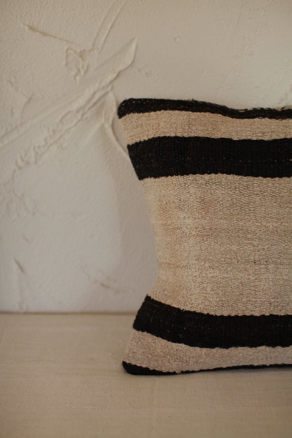 nomad collective Kilim Stripe Pillow - natural/black nomad collective Kilim Stripe Pillow - natural/black
