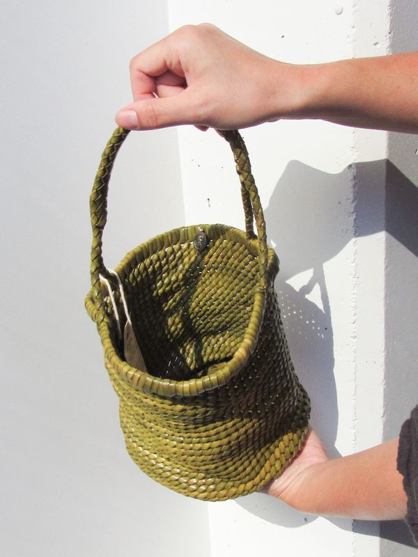 dragon ドラゴン　CHAIN BUCKET SMALL Dragon Diffusion Small Chain Bucket | Garmentory