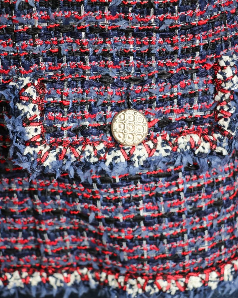 [pre-loved] Chanel Tweed Short Jacket - Red/Navy
