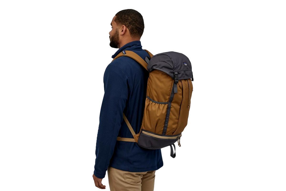 patagonia arbor grande backpack 28l Lid Pack – Worn Wear® In the main compartment Patagonia Fieldsmith Lid Pack Quartz
