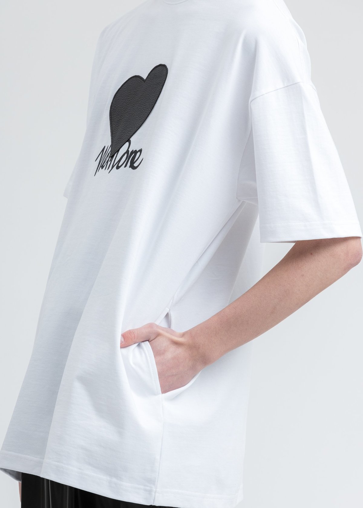 We11Done ♥ Vintage Heart T-Shirt/追跡付 White Heart Patch We11done T-Shirt – 017 Shop