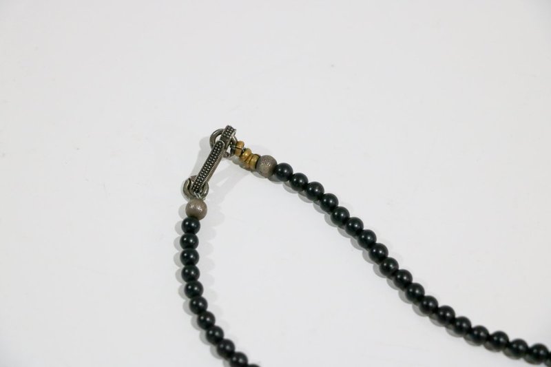 Pre-loved Beaded Skull Charm Necklace - Black