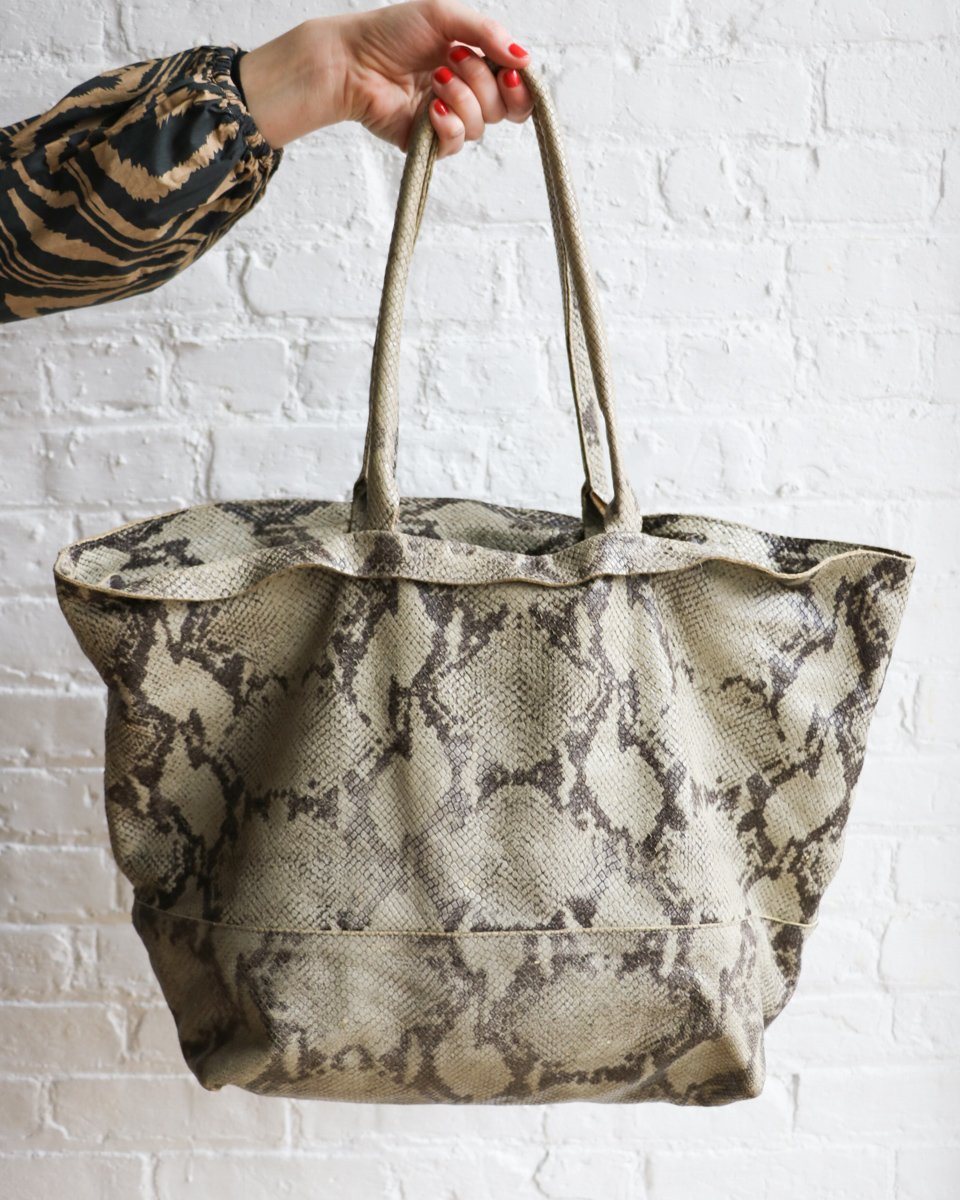 Newbark-Embossed-Leather-Tote-