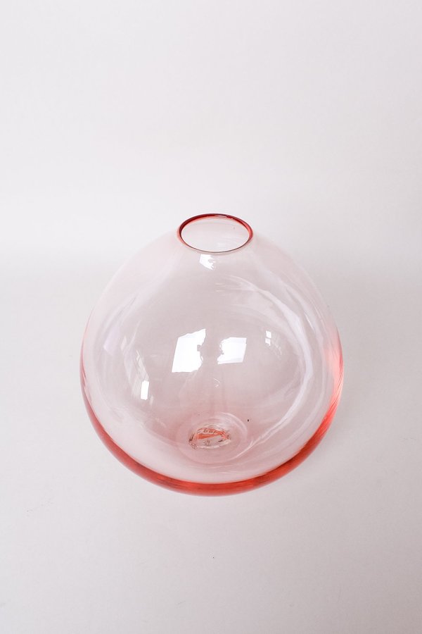 Elijah Leed Short Seed Vessel - Light Peach Elijah Leed Short Seed Vessel - Light Peach