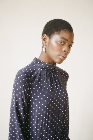Maria Stanley JORDAN DRESS - dotted navy Maria Stanley JORDAN DRESS - dotted navy