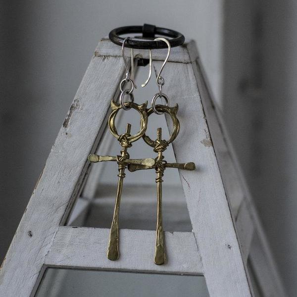 Black Daisies La Femme Révoltée Earrings - Bronze Black Daisies La Femme Révoltée Earrings - Bronze