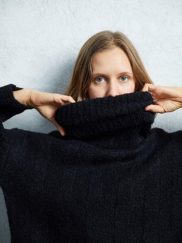 Raquel Allegra Rib Cropped Turtleneck Raquel Allegra Rib Cropped Turtleneck
