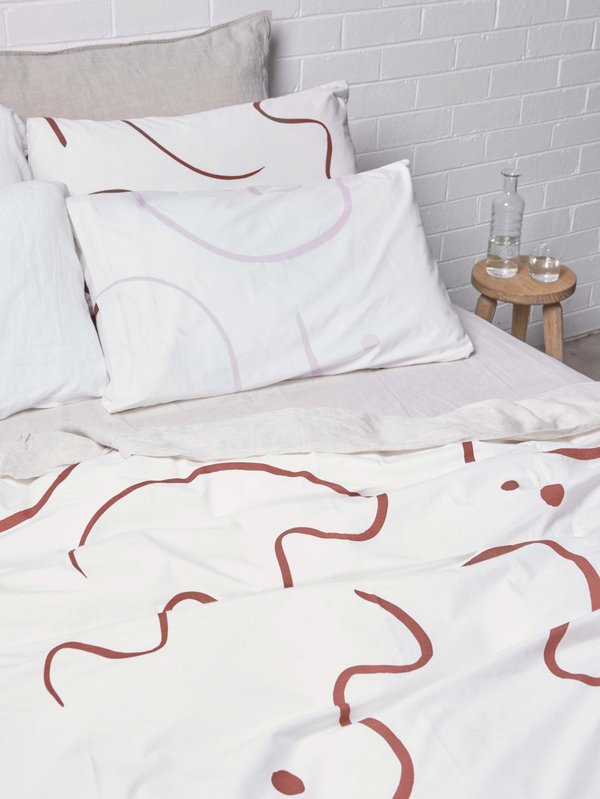 Mosey Me Sample Salento Quilt Cover Set - Wine/Orchid Mosey Me Sample Salento Quilt Cover Set - Wine/Orchid