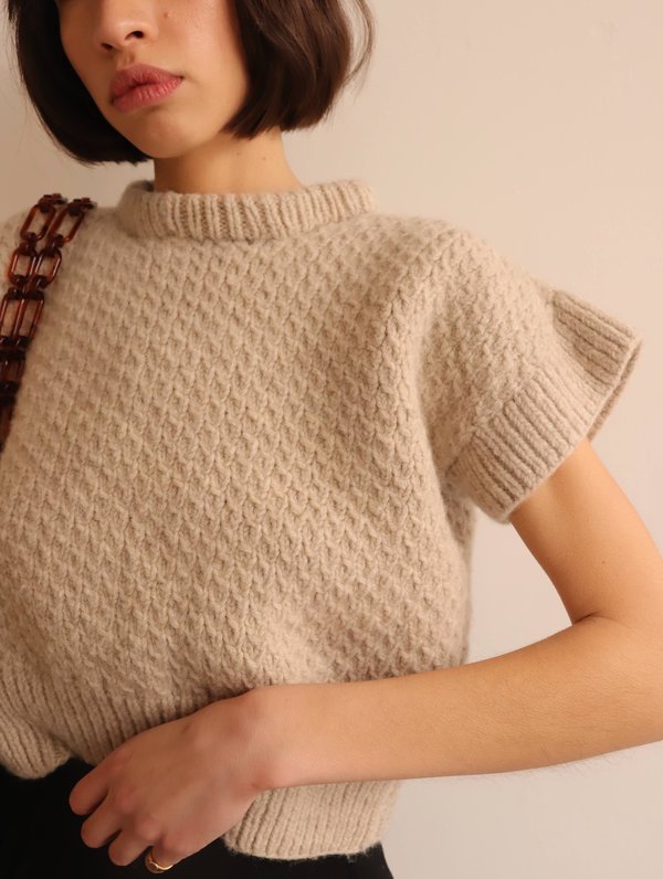 Vintage Handknit Sweater - Beige Vintage Handknit Sweater - Beige