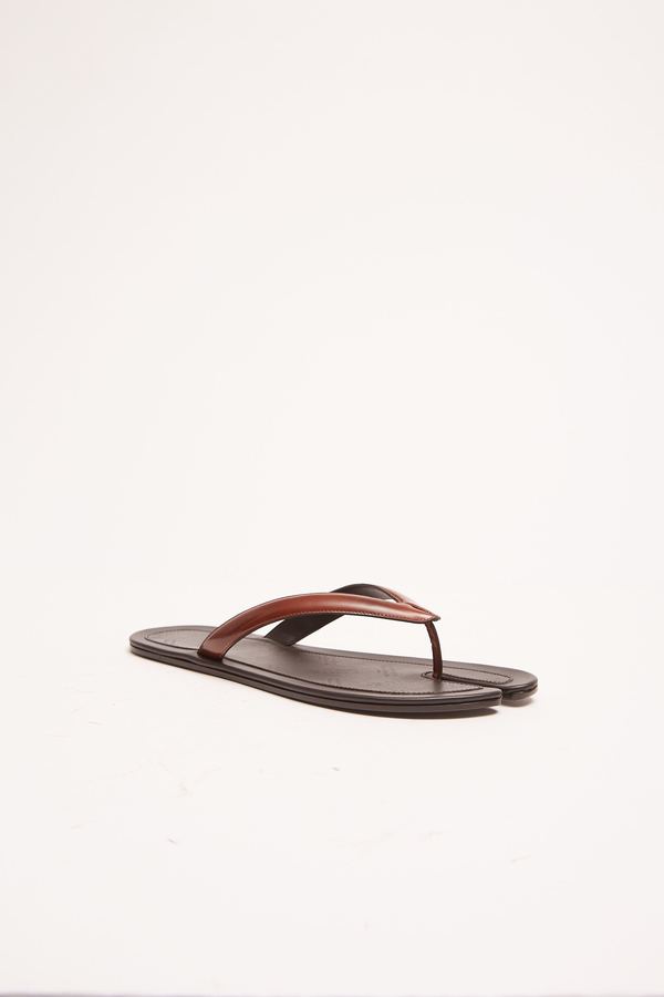 Maison Margiela Tabi Flip-Flop - TAN/DARK WAX H8389 Maison Margiela Tabi Flip-Flop - TAN/DARK WAX H8389