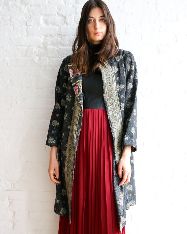 Matta NY Floral Motif Casual Jacket - Black/Cream Matta NY Floral Motif Casual Jacket - Black/Cream