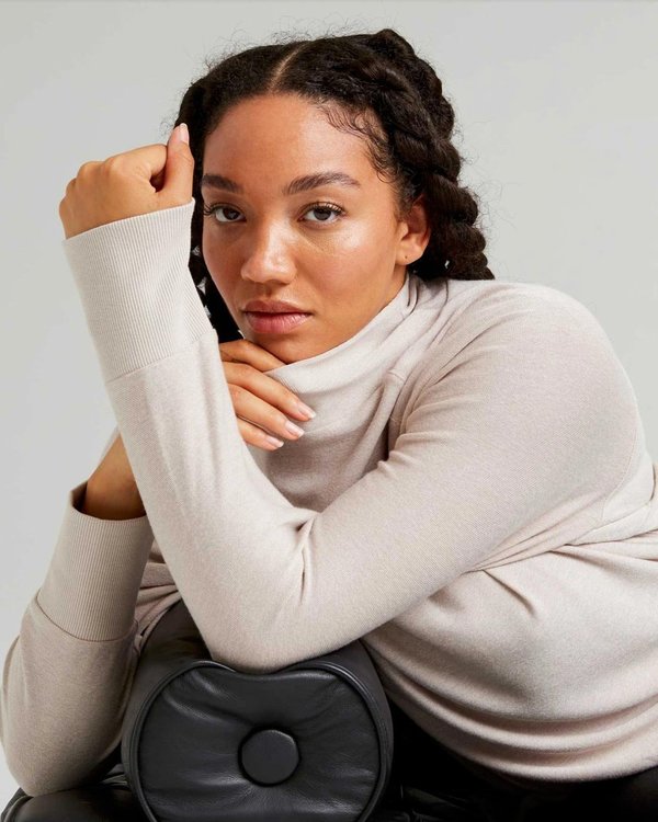 Richer Poorer Cozy Knit Long Sleeve Sweater - Bone Richer Poorer Cozy Knit Long Sleeve Sweater - Bone