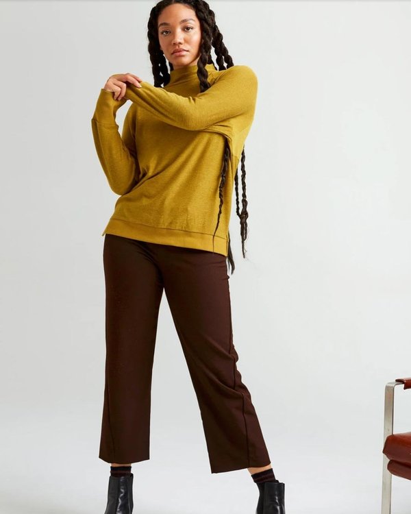 Richer Poorer Cozy Knit Long Sleeve Sweater - Golden Verde Richer Poorer Cozy Knit Long Sleeve Sweater - Golden Verde