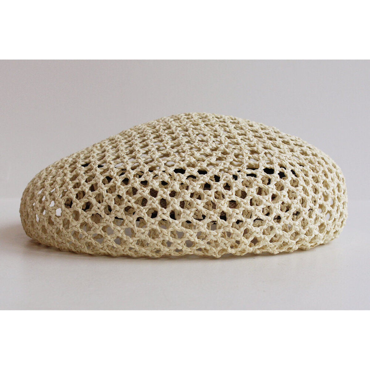 Clyde brand handmade, hand-woven, acorn beret. Clyde Acorn Beret - Matte Grey | Garmentory main image 4