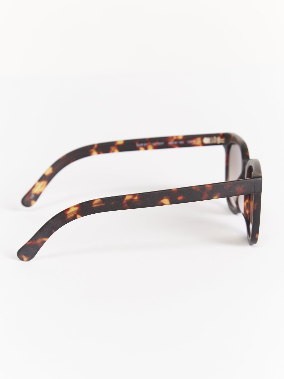Brand New Sunday Somewhere Ubud Sunglasses With Box Premium Handmade Designer Sunglasses & Eyewear | Sunday  main image 4