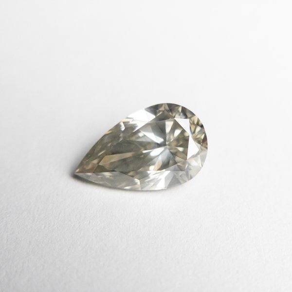 1.01ct 8.84x5.37x3.65mm Pear Brilliant 18490-02 1.01ct 8.84x5.37x3.65mm Pear Brilliant 18490-02