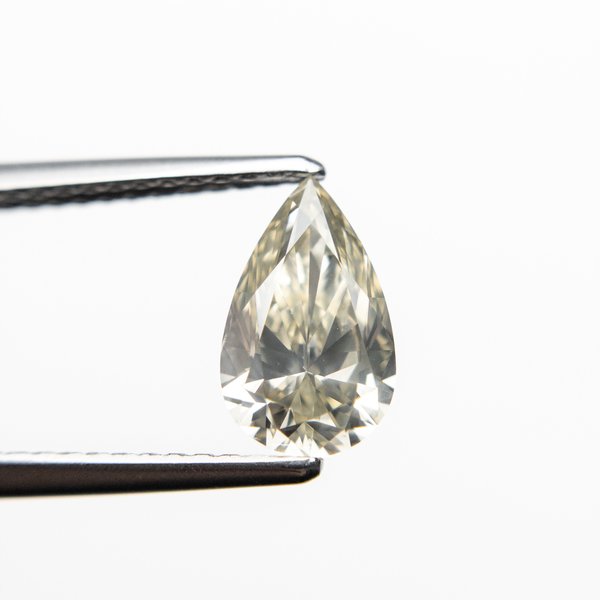 1.01ct 8.84x5.37x3.65mm Pear Brilliant 18490-02 1.01ct 8.84x5.37x3.65mm Pear Brilliant 18490-02