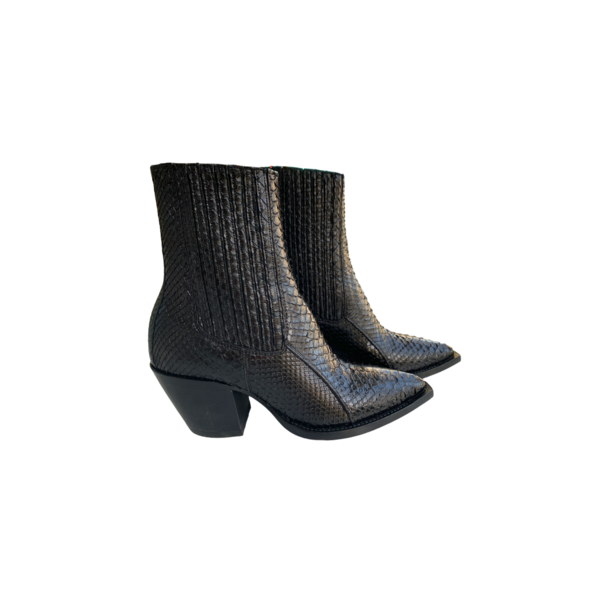 Farm Stand Out of Comfort Maria Boot - Black Farm Stand Out of Comfort Maria Boot - Black