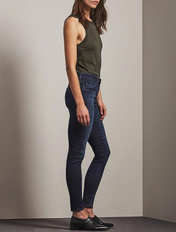 Farrah Skinny in Paradox Farrah Skinny in Paradox