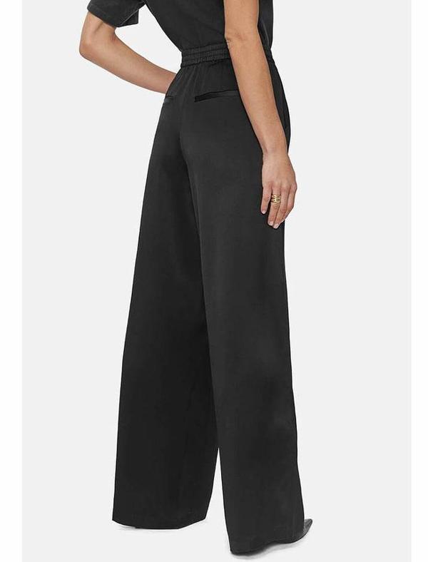 Romy Pants in Black Romy Pants in Black