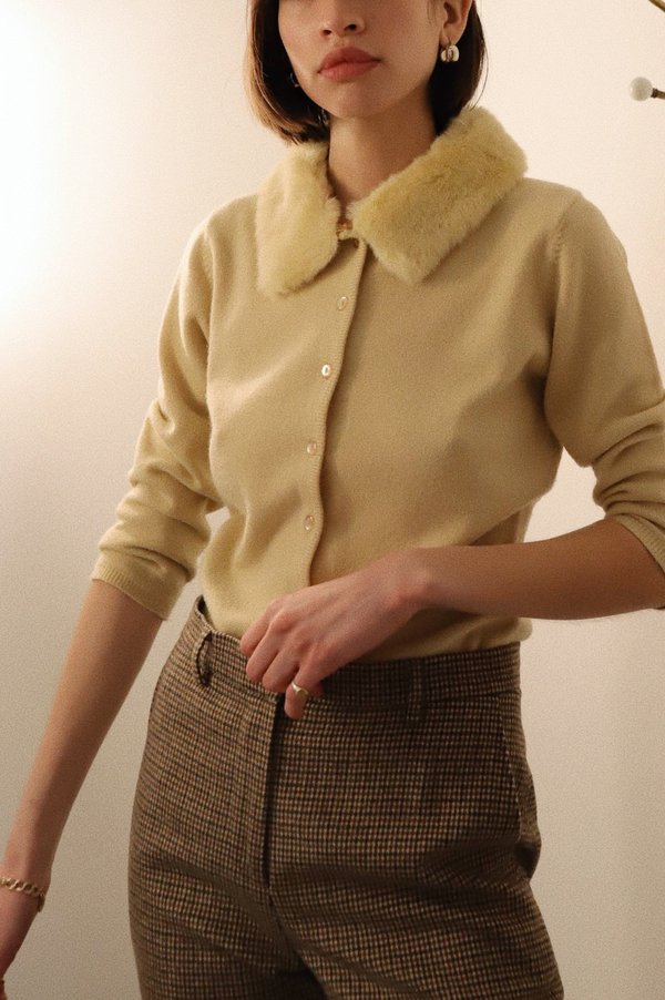 Vintage 90s Faux Fur Collar Cardigan - Cream Vintage 90s Faux Fur Collar Cardigan - Cream