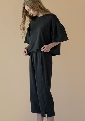 Edit Pants ¦ PRE-ORDER ¦ All Colours Edit Pants ¦ PRE-ORDER ¦ All Colours
