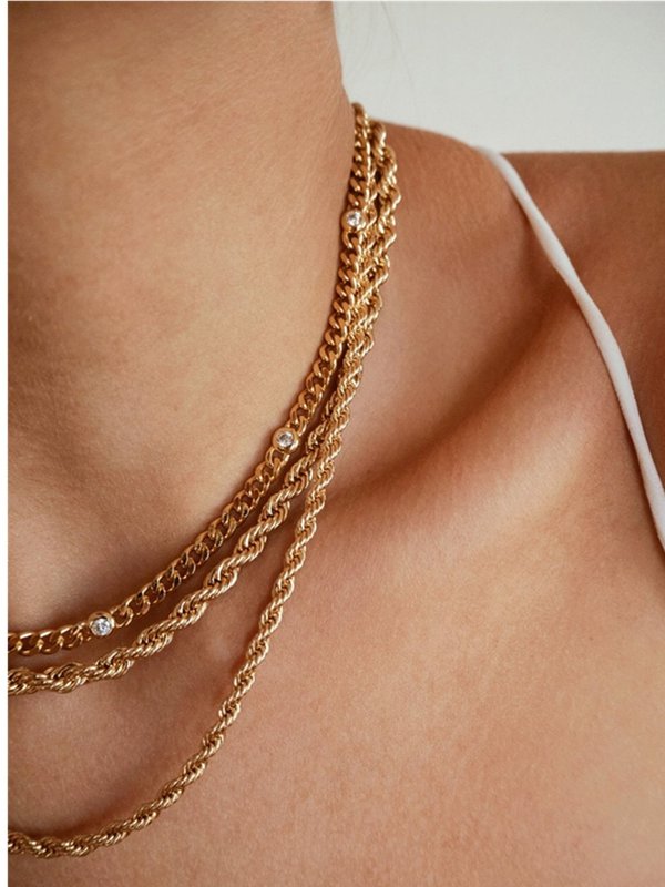 Five and Two Gwen Necklace - 14k gold Five and Two Gwen Necklace - 14k gold