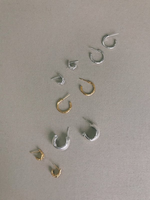Janet Hoops in Gold Janet Hoops in Gold