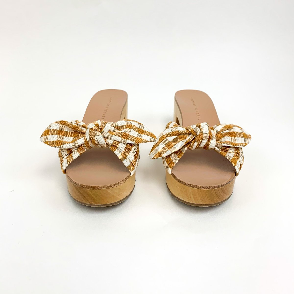 loeffler randall roberta clog