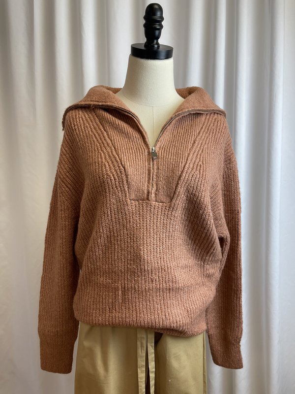 La Maille French Pink Quarter Zip Sweater (S/M) La Maille French Pink Quarter Zip Sweater (S/M)