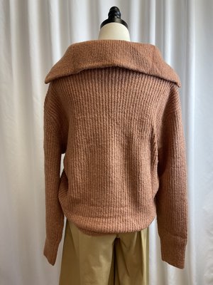 La Maille French Pink Quarter Zip Sweater (S/M) La Maille French Pink Quarter Zip Sweater (S/M)