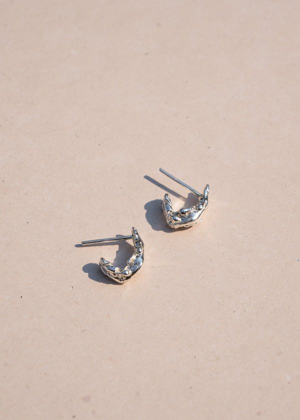 Ostra Studs in Silver Ostra Studs in Silver