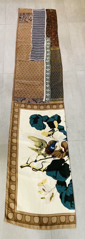 UNISEX Yesaet Inittogether RE-Imagined scarf UNISEX Yesaet Inittogether RE-Imagined scarf