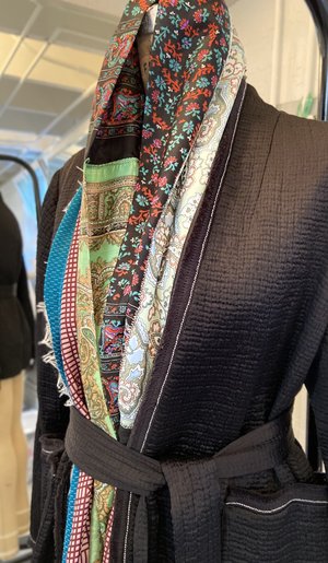UNISEX Yesaet Inittogether RE-Imagined scarf UNISEX Yesaet Inittogether RE-Imagined scarf