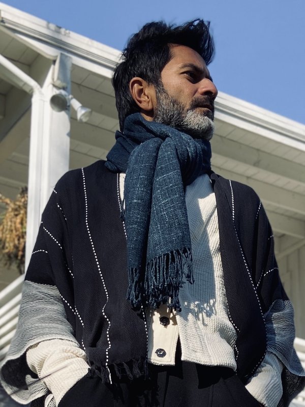 UNISEX Yesaet Saba handloomed Silk scarf UNISEX Yesaet Saba handloomed Silk scarf