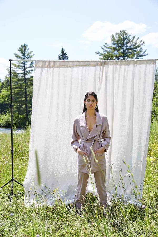 Eve Gravel Pop Up Cypres Trench Coat Eve Gravel Pop Up Cypres Trench Coat
