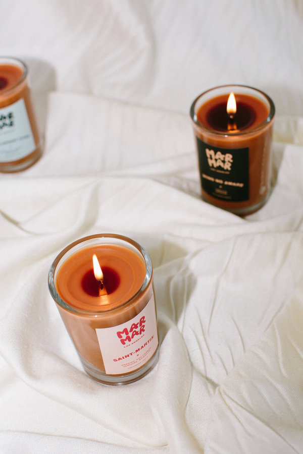 MAR MAR SAINT-MARTIN 8 OZ CANDLE MAR MAR SAINT-MARTIN 8 OZ CANDLE