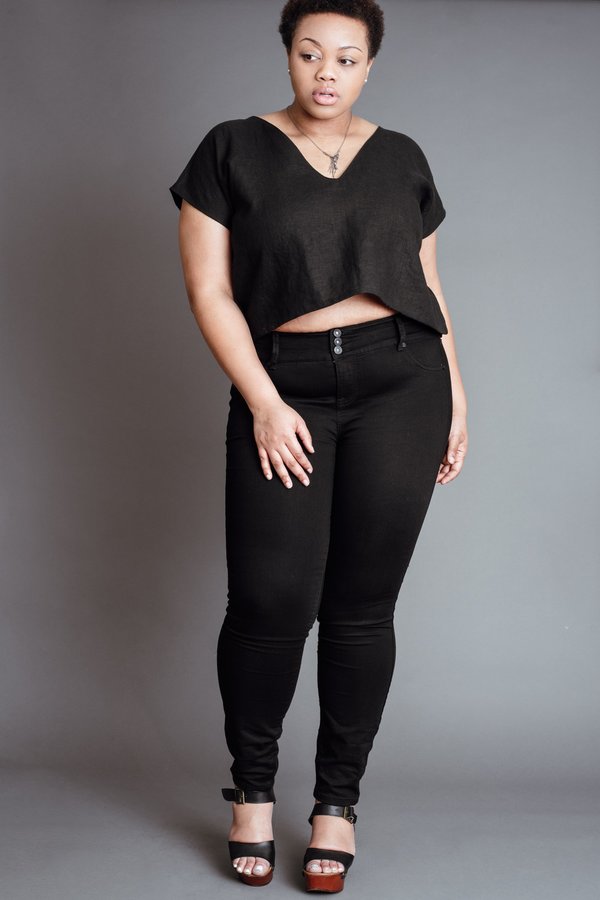 Black Deep V Crop Top Black Deep V Crop Top
