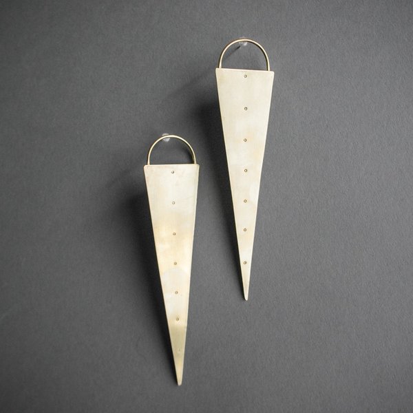 Brass Triangle Devotion Posts Brass Triangle Devotion Posts